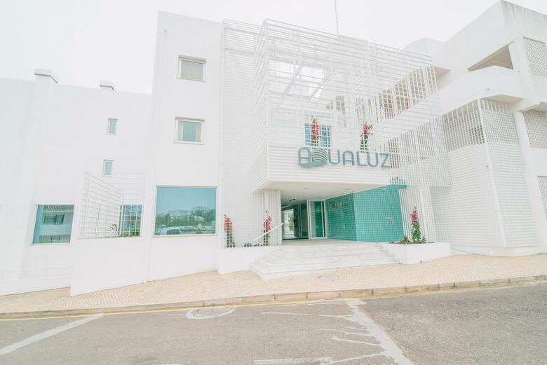 Hotel Aqualuz Lagos By The Editory