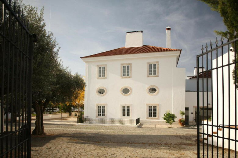Hotel Pateo Dos Solares