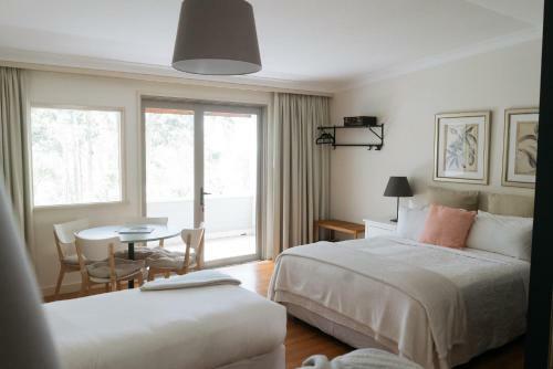 Hostal Elfin Hill Country Accommodation
