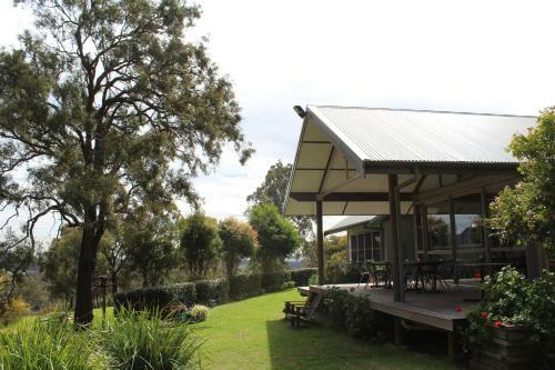 Hostal Elfin Hill Country Accommodation