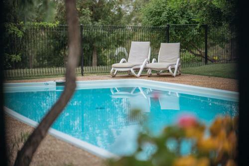 Hostal Elfin Hill Country Accommodation