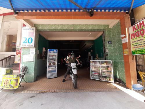 Hotel Kh�ch S?n 20