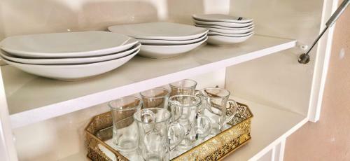 Stylish Apartment With Private Parking By The Marina