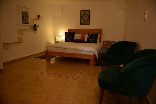 Shafika House