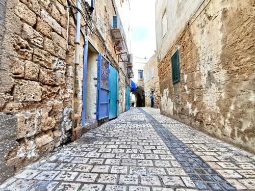 Unique Crusader Apartment In Old Acre