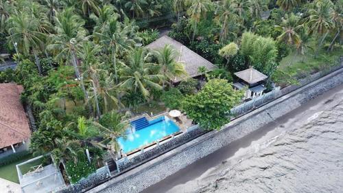 The Ning Beach Front Villa