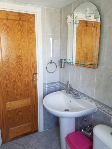Hostal Apartamento Las Torres Con Vista Al Mar
