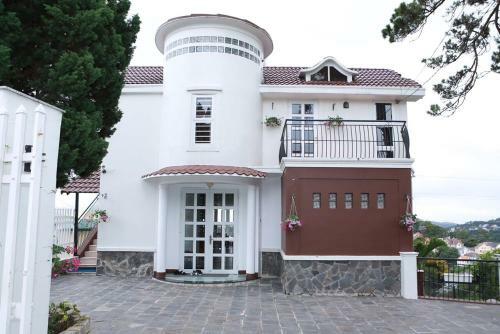 Villa 23 Y�n Th?