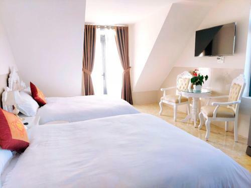 Hotel Leona Villa Dalat