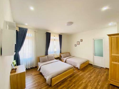 Nh� Homestay