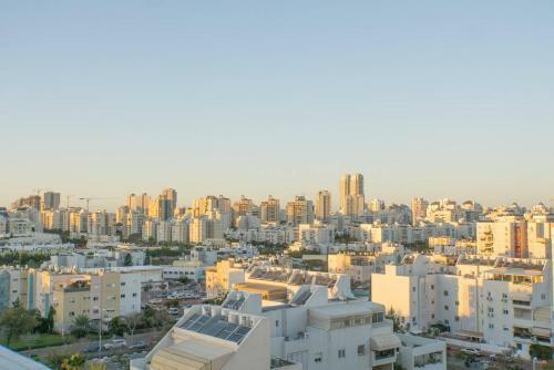 Apartment In A Good Location Ashdod