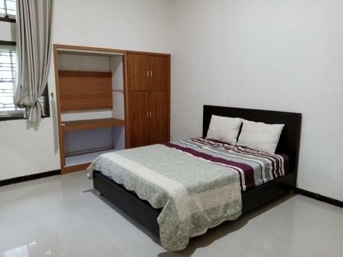 Hotel Oyo 90971 Rrr Guesthouse