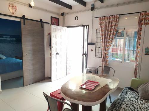 Apartamento Anuli Playa En Fuengirola Centro, Familiar