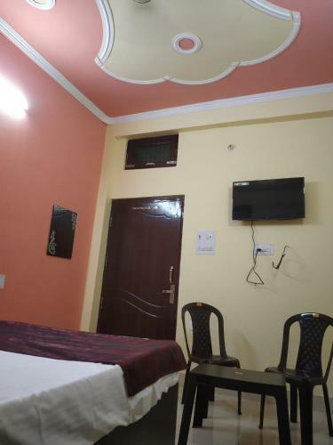 Hotel Awadh Kailash