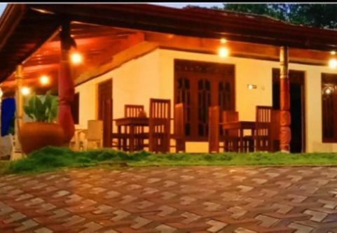 Bed & Breakfast Hiri Moon Villa