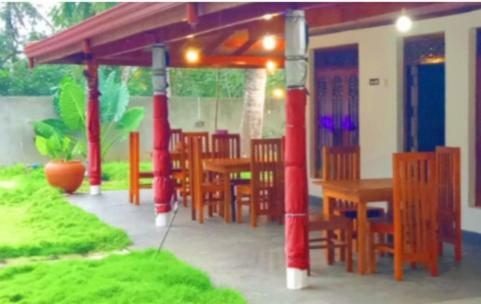 Bed & Breakfast Hiri Moon Villa