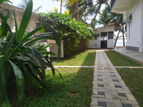 Hostal Kevin Hotel