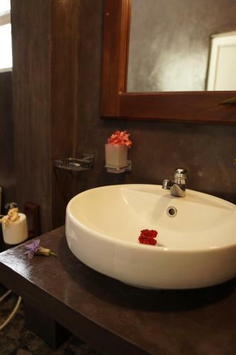 Hotel Surf Nest Hiriketiya