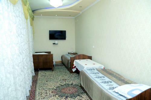 Hostal Guests ???????? ???