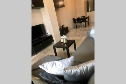 Apartment In 1st Line Beach