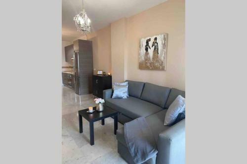 Apartment In 1st Line Beach