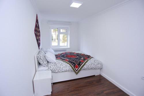 Overlooking Registan Square Luxury 2 Bedrooms Apartment