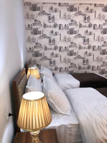 Sabrina Hotel