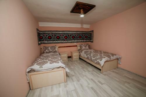 Siyob Hostel