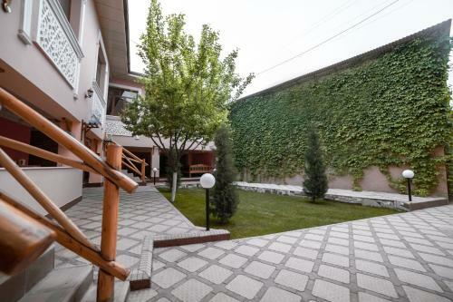 Siyob Hostel