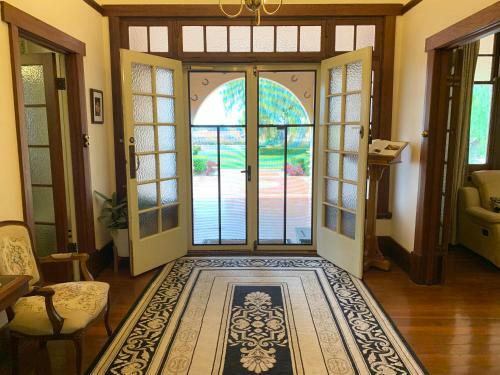 Barossa House Bed & Breakfast