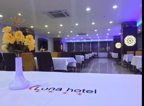 Luna Hotel