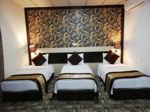 Shapol Hotel