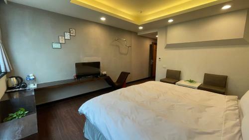 Kaili Hot Spring Hotel