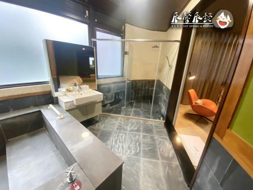 Sincere Hot Spring Resort II