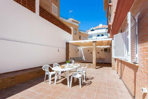 Los Boliches Beach Apartment By Ghr Rentals