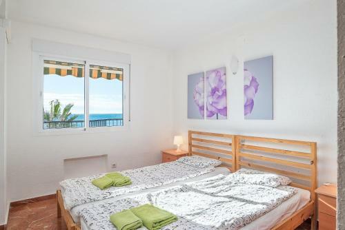 Beachfront Apartment With Sea View