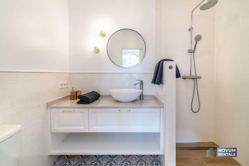 Apartamento Stunning 4-bdrm Townhouse With Sea Views