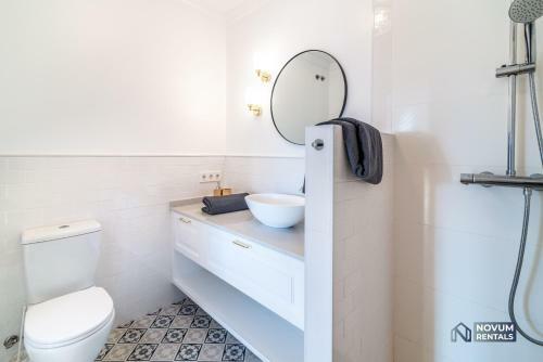 Apartamento Stunning 4-bdrm Townhouse With Sea Views