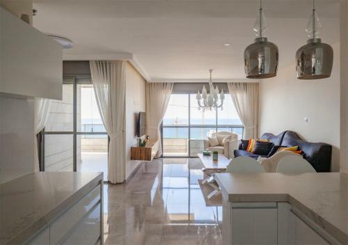 Apartamento O?&o Group- Mini Penthouse 3br Sea View Bat-yam
