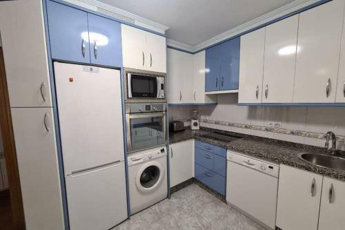 Apartamento 112a - A Pocos Metros de La Playa. 3 Dormitorios
