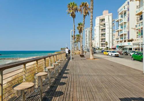 Apartamento O?&o Group-exiting Beach View Best Loc Bat-yam 3br