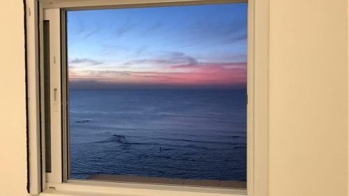 Apartamento O?&o Group-exiting Beach View Best Loc Bat-yam 3br
