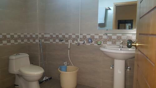 Hotel Civic - Gujranwala