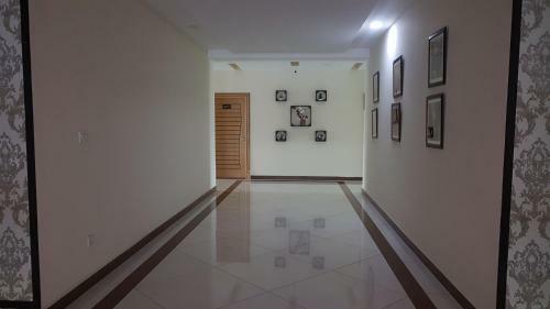 Hotel Civic - Gujranwala