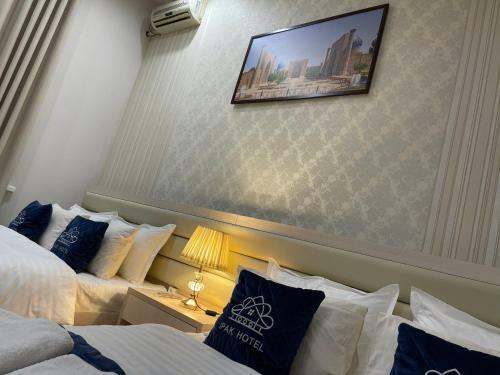 Ipak Hotel