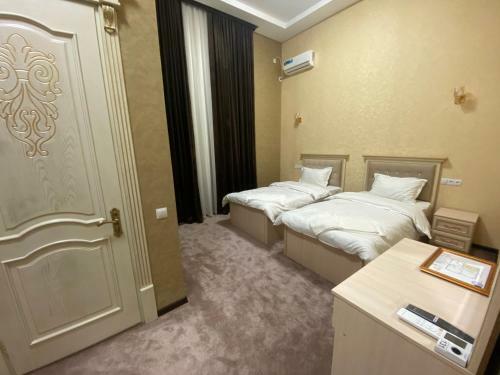 Hostal Grand Karavan