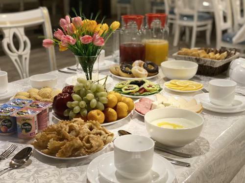 Hostal Grand Karavan