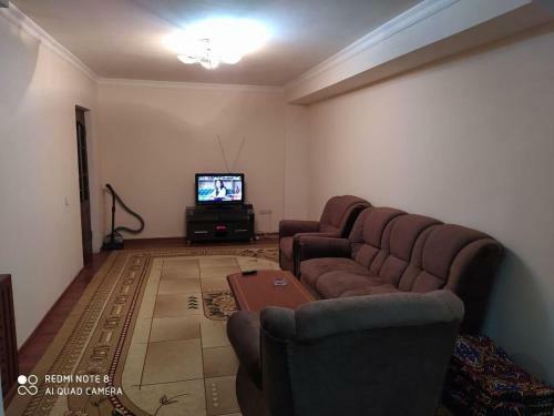 Midtown Apartment