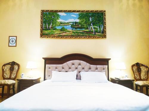 Hostal Happy House Hotel