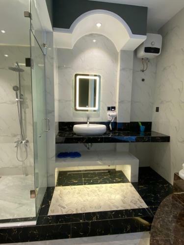 Hotel Kh�ch S?n Ph??c H?ng 1
